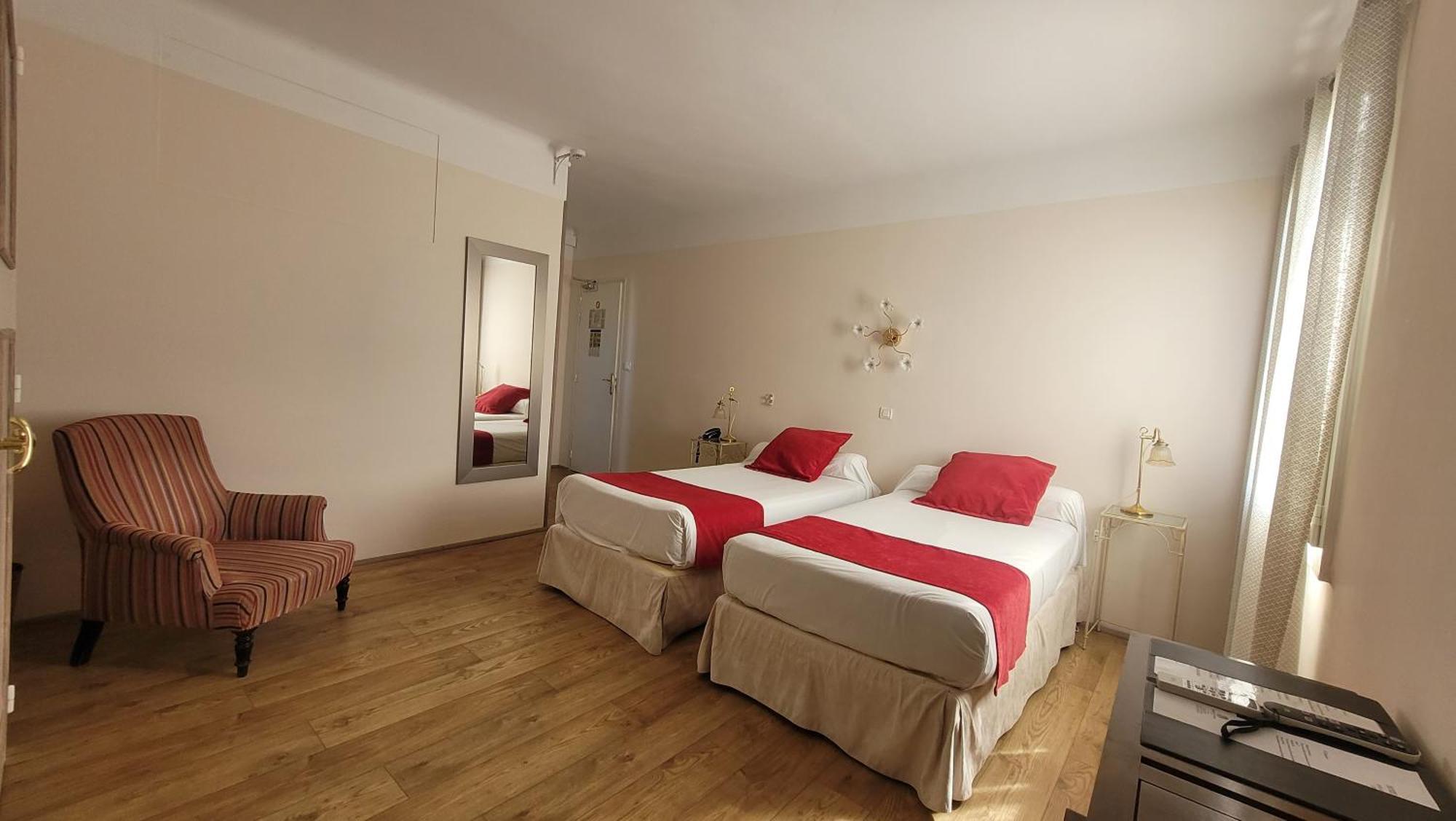 Du Forum Hotel Arlés